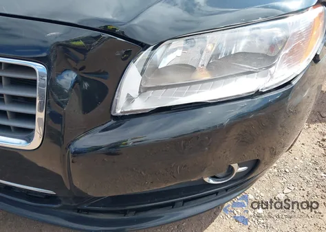 2010 Volvo S80 3.2 z USA, uszkodzony, nr VIN YV1982AS8A1130108